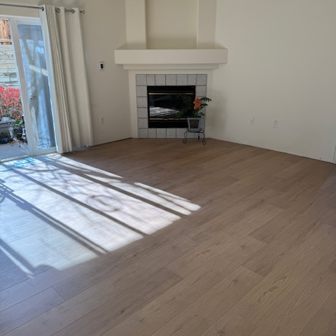 Flooring-By-Designs-Installs-Laminate-4
